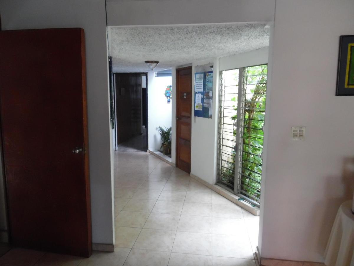 Hostal Cumbres Del Volcán Escalón *