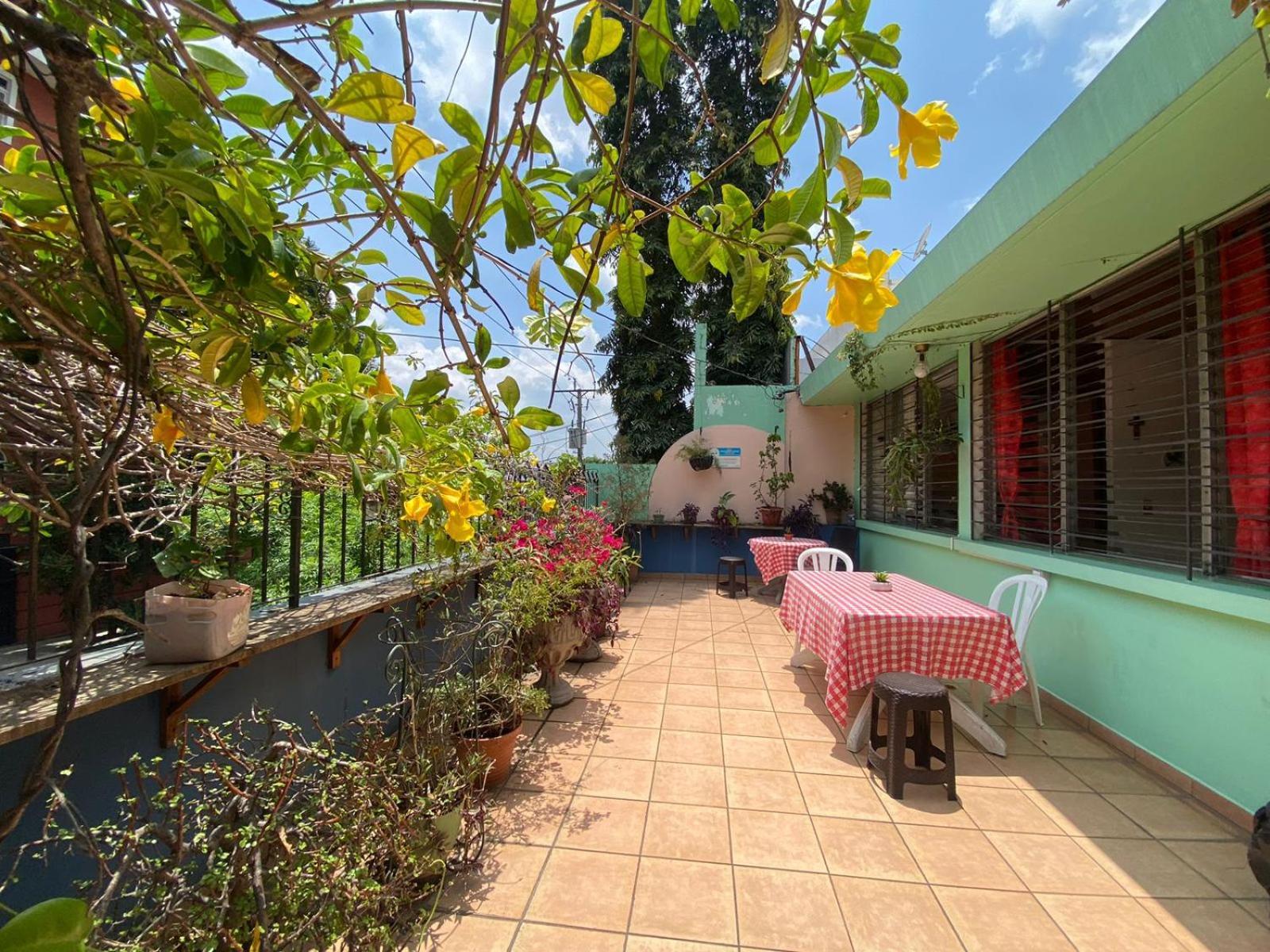 Hostal Cumbres Del Volcán Escalón San Salvador
