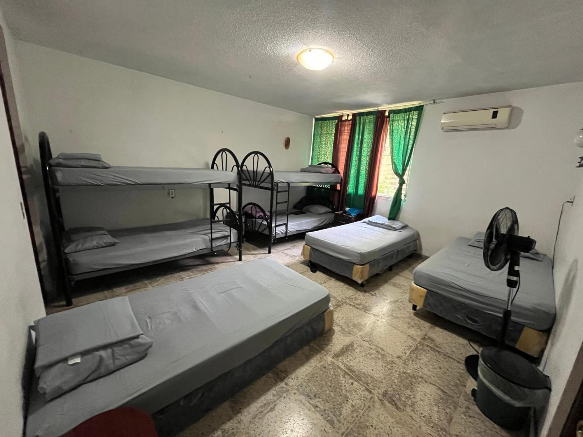 Hostal Cumbres Del Volcán Escalón *